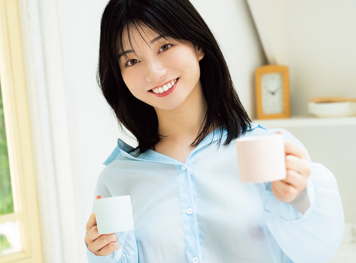 Sticker japonaise tasse sourire mignonne kawaii asiat transparent seethrough boobs seins tetons par mofuu