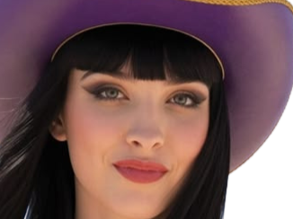 Sticker lera abova one piece live action nico robin cheveux noir frange fic bloop chapeau violet par Bl0op