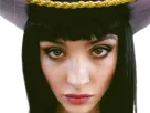 lera abova one piece live action nico robin cheveux noir frange fic bloop chapeau violet