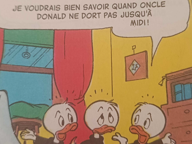 Sticker donald duck se lever a midi dream rsa chomage lit riri fifi loulou matin reveil par Lagrogne