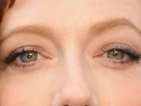 Sticker judy greer actrice americaine rousse yeux bleus femme quarantaine quadragenaire annees 2020 2020s par PubliusOvidius