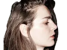 carolina thaler mannequin femme bresilienne jeune brune yeux bleus vingtaine vingtenaire