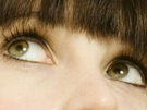felicity jones star wars cheveux noir yeux vert erato poetesse non romancable dommage fic bloop