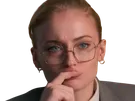 sophie turner secretaire lunettes blonde cheveux attaches 2026 femme actrice trentaine trentenaire