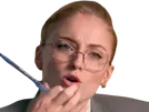 sophie turner secretaire lunettes blonde cheveux attaches 2026 femme actrice trentaine trentenaire