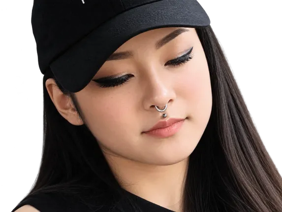 Sticker rae lil black actrice charme casquette mignonne belle cute pensive badass japonaise asiatique par Tromperie