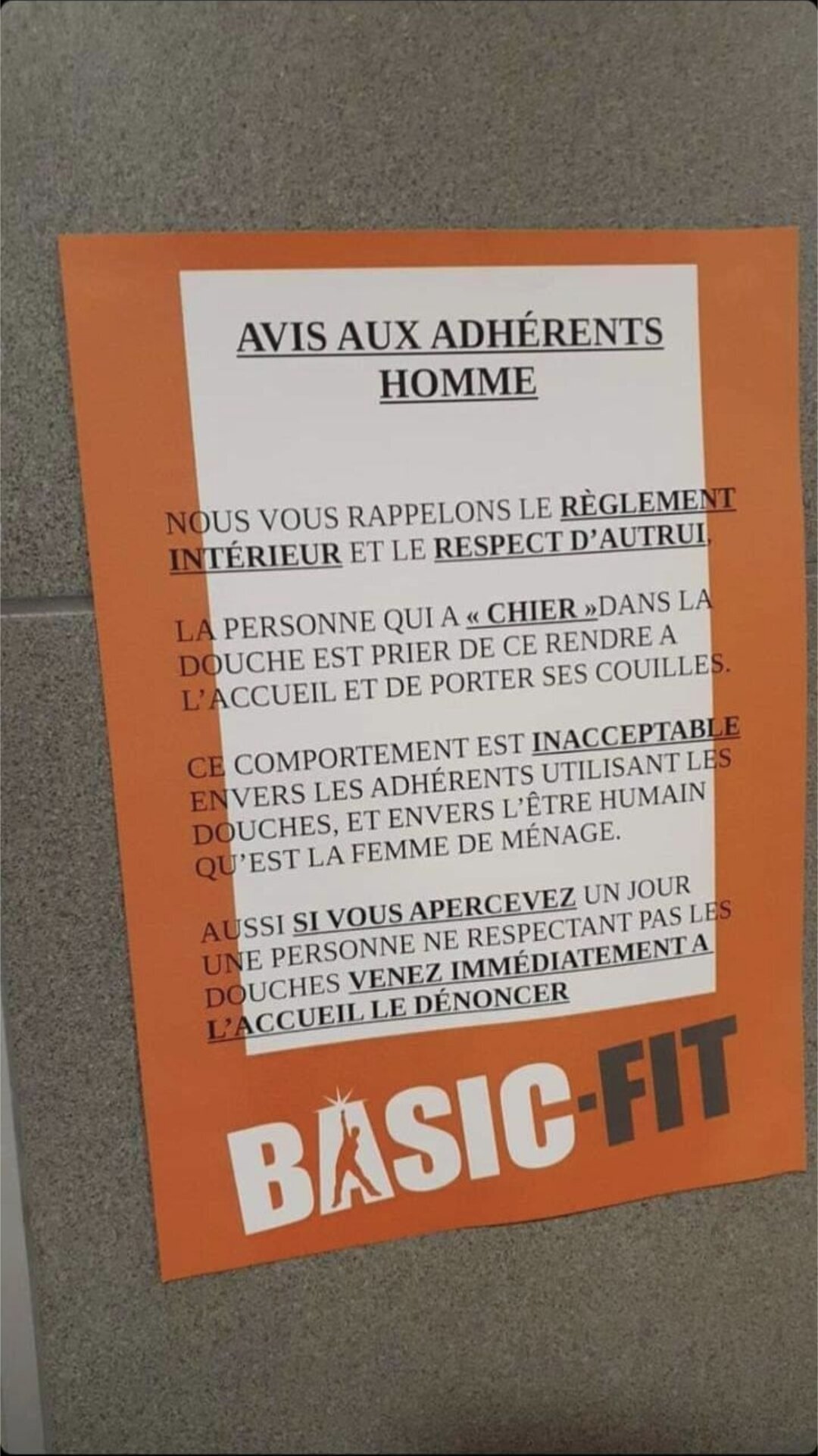 Sticker basic fit chier par LeChauveDamazon