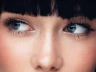 coffeeandmilk mannequin femme brune yeux bleus frange libre de droit banque image pas nom