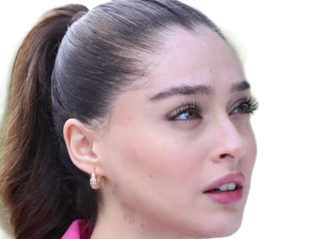 Sticker cemre baysel femme actrice vingtaine vingtenaire chatain yeux verts turque par Dark-63