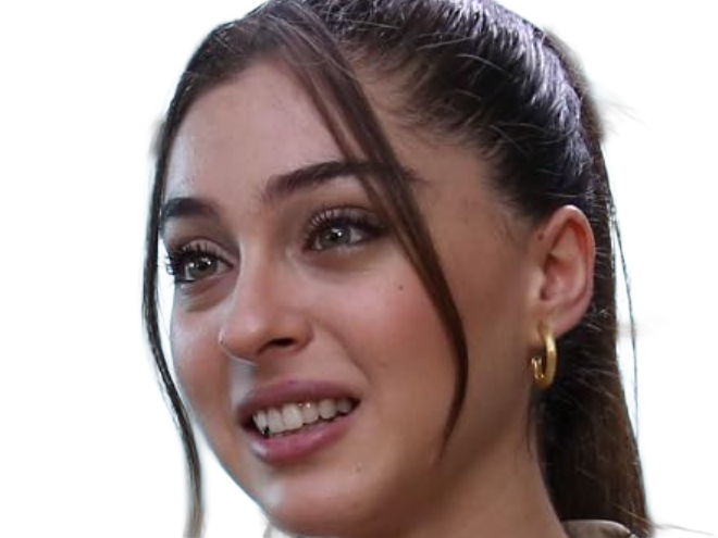 Sticker cemre baysel femme actrice vingtaine vingtenaire chatain yeux verts turque par Dark-63