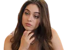cemre baysel femme actrice vingtaine vingtenaire chatain yeux verts turque
