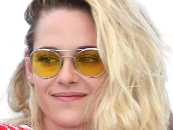 Sticker kristen stewart actrice americaine blonde yeux verts femme cannes lunettes annees 2022 2020s par PubliusOvidius
