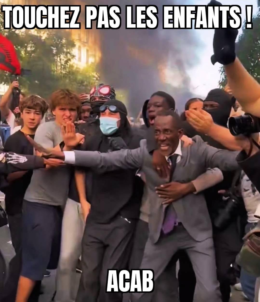 Sticker bali baka yogo louvre gred sait seine eiffel tlm visa oqtf nigga barbes lycee riot par glandilus