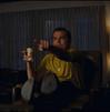 template meme leonardo dicaprio pointing once upon a time in hollywood rick dalton pointe du doigt canape cigarette cinema je reconnais ha oui acteur reaction drole