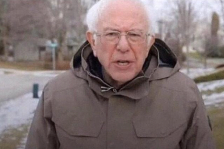 Sticker template meme bernie sanders je demande encore argent soutien politique manteau demande encore insistance senateur mitaines i am once again asking jeu concours supplication par risibot