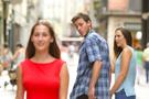 template meme distracted boyfriend copain infidele regarde copine jaloux tentation couple trahison tromperie nouvelle fille reaction