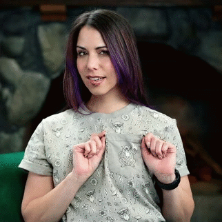 Sticker laura bailey voz vox voix critical role umbra tlou avenger gears fruits oral boca suck par batistulo59