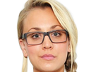 kaley cuoco actrice productrice executive mannequin americaine femme blonde yeux verts lunettes 2010s
