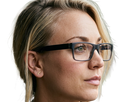 kaley cuoco actrice productrice executive mannequin americaine femme blonde yeux verts lunettes 2010s