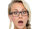 kaley cuoco actrice productrice executive mannequin americaine femme blonde yeux verts lunettes 2010s