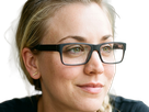 kaley cuoco actrice productrice executive mannequin americaine femme blonde yeux verts lunettes 2010s