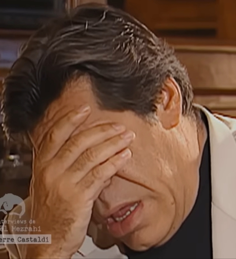Sticker jean pierre castaldi risitas interview honte cringe malaise par Elcapitano93