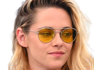 kristen stewart actrice americaine blonde yeux verts femme cannes lunettes annees 2022 2020s