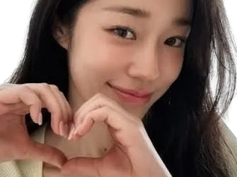 Sticker coreenne roh yoon seo coeur backup by liability par Crytek