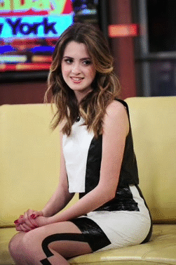 Image laura marano actriz famosa kino tvshow austin ally zoe walt izzy fortune reed cami echo par batistulo59