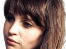 felicity jones star wars cheveux noir yeux vert poetesse non romancable dommage erato fic bloop
