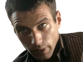 jesus castro acteur espagnol yeux bleus cheveux brun jeune vingtaine vingtenaire beau bg chad