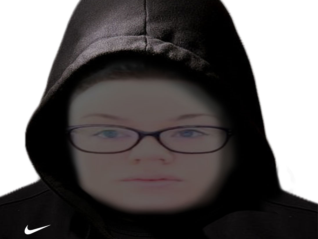 Sticker meuf risitas capuche par Bolos