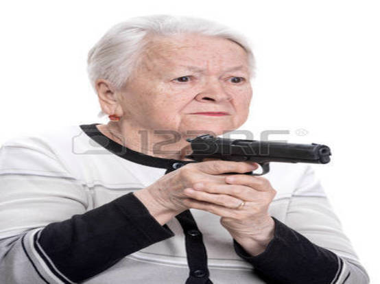 mamie derive risitas pistolet natsumeoka deter