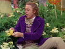 cafe-wonka-charlie-boire-fleur-the-et-chapeau-chocolaterie-willy-la-other