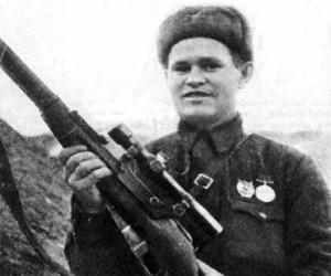 militaire armee staline guerre antifa risitas vassili zaitsev communisme communiste ww2 soldat snipper urss