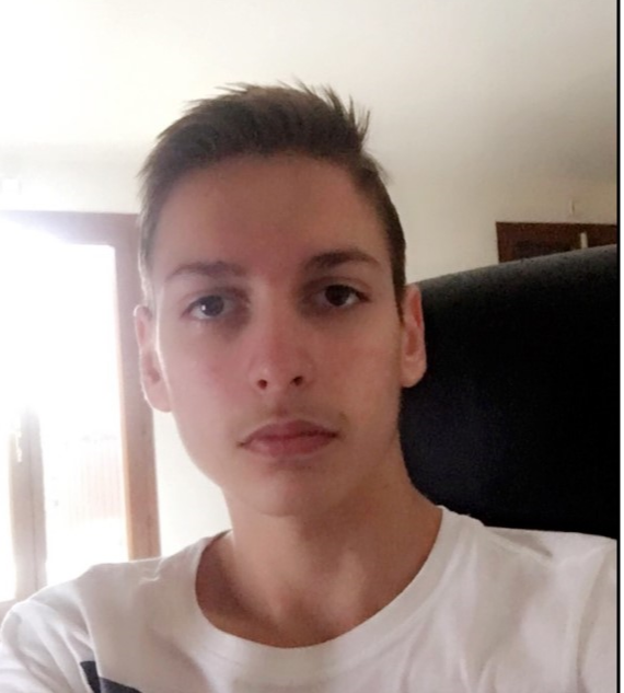 moche 010 tarlouze gay pd risitas tafiole trans