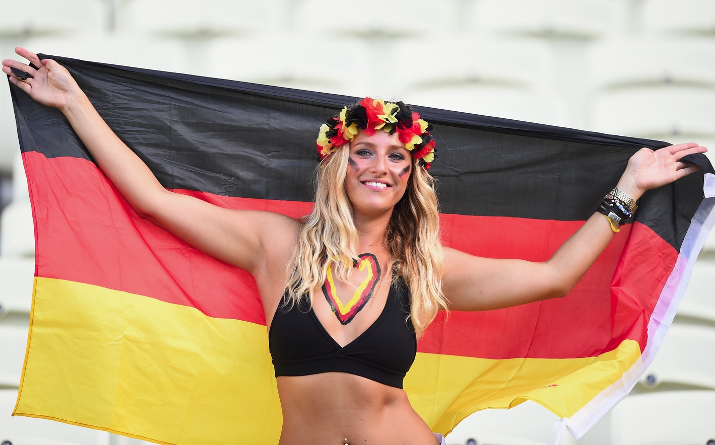 allemande aryenne foot allemagne other monde supportrice du coupe